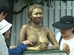 Zenra naked statue 3